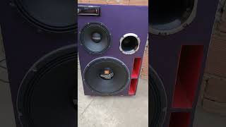 Vulcano 38 de 18 tocando Hungria Temporalsubwoofer bass speaker automobile [upl. by Jerald353]