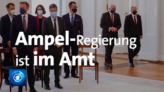 Neue Bundesregierung ist im Amt [upl. by Ioyal]