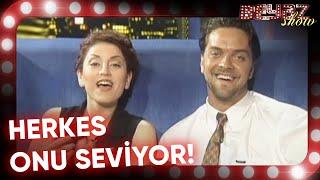 Aşkın Nur Yengi Hayranlarıyla Konuştu  Beyaz Show [upl. by Akciret]