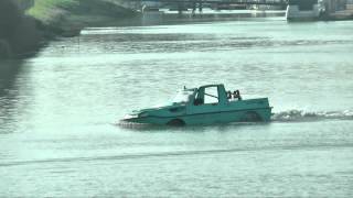 Dutton Surf aquacar in Littlehampton  wwwkeepturningleftcouk [upl. by Abigael]