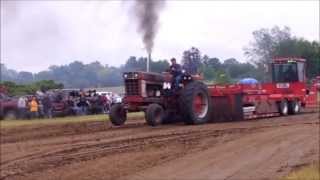 Strawberry Point Iowa 11000lb 2 hot 2 farm Tractor Pull [upl. by Tati]