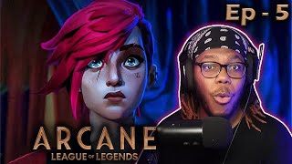 Vi amp Caitlyn 😉☺️ ARCANE 1x5 Reaction [upl. by Colwin]