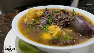 CALDO DE SALCHICHA ECUATORIANA ASADOS MANQ [upl. by Rolyat686]