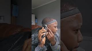 Self Barbing Barbing barber shaving [upl. by Letsyrk]