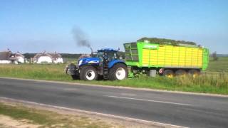 New Holland T 7070 und Joskin Silagewagen [upl. by Howund]