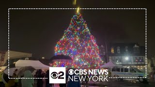 Families gather for tree lighting celebration in Ridgewood New Jersey [upl. by Odlanier954]