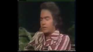 Neil Diamond Interview 1976 [upl. by Ezitram305]