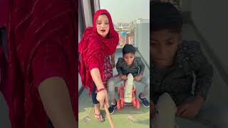 Anaya Dar Gayi Cockroach se 🪳😱 shorts comedy funny trending viral [upl. by Oiznun]