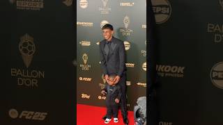 Lamine Yamal en compagnie de son petit frère Cérémonie du Ballon dOr football shorts [upl. by Eilsek666]