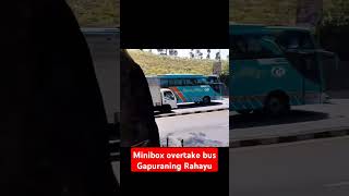 Aksi minibox overtake bus gapuraning rahayu [upl. by Eimareg]