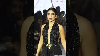 Lakmé Fashion Week 2024 Bhumi Pednekar Turns Heads in a Striking Black Ensemble on the Ramp  Video [upl. by Gratt]