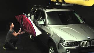 Thule 898 Hullavator Pro kayak lift assist carrier demonstration 897XT Hullavator [upl. by Kawai309]