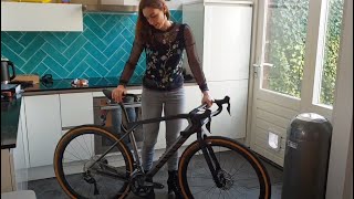 Unboxing Canyon Grail CF SLX 80 [upl. by Ellerahs]