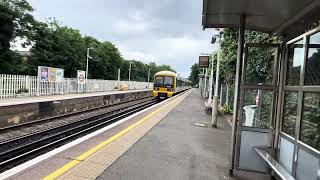 Southeastern Class 465 At Wandsworth Road on plat1 [upl. by Corsiglia]