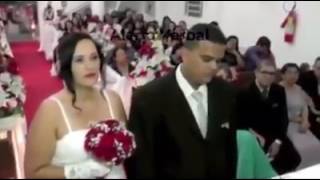 LA NOVIA ES ABANDONADA EN EL ALTAR PERO [upl. by Toddie]