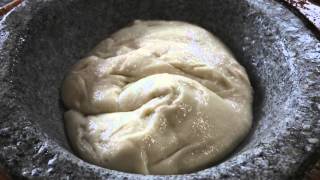 How to Make Mochi the Traditional Way Mochitsuki [upl. by Unam]