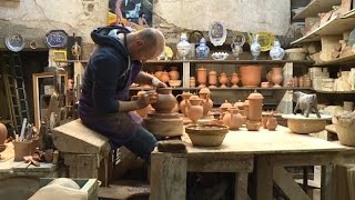 Découverte  Pézenas le village des artisans [upl. by Annavoeg]