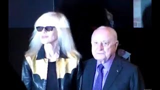 Pierre Bergé amp Betty Catroux  Paris 9 mars 2015 Fashion Week défilé Yves Saint Laurent [upl. by Scarlet818]