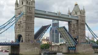 Tower Bridge London Opening and Closing [upl. by Yrmac]