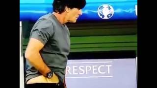 Jogi Löw kratzt am sack und riecht dran [upl. by Etnaud]