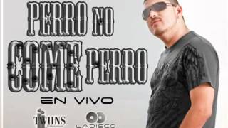 El Komander  en vivo  Perro no come Perro [upl. by Evvie433]