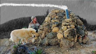 Surviving alone in the Andes with extreme winds Survival shelter Bushcraft Camping in the rain [upl. by Rigby]