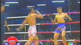 Nungubon VS Karuhat Muay Thai [upl. by Stickney43]