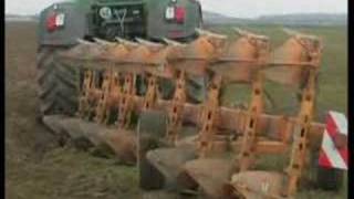 Fendt 924  huard 8 fers et Massey 8160  4 fers [upl. by Cully951]