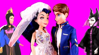 Descendants Evie and Ben Get Married With Descendants Mal Frozen Elsa amp Anna Maleficent PART 3 [upl. by Kiki279]