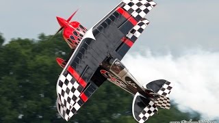 Skip Stewart Aerobatics  Battle Creek Airshow 2015 [upl. by Lletnwahs]