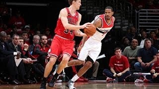 Mike Dunleavy Drops 35 to Give the Bulls a Game 3 Win [upl. by Tnert]