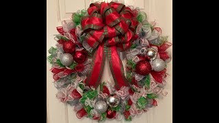 Mesh Curls Christmas Wreath [upl. by Navinod]