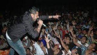 Gippy Grewal Live 2015 pind nanke [upl. by Plunkett636]