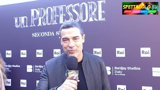 Alessandro Gassmann intervista Un professore 2 «Mio figlio Leo ha detto che non devo spoilerare» [upl. by Enitnatsnoc518]