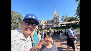 Exploring Disneyland riding 4 rides in 3 hours and tour of DVC Lounge [upl. by Slinkman424]