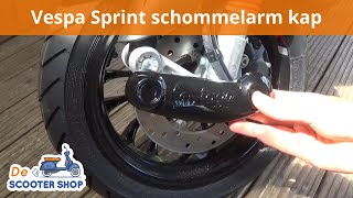 Schommelarmkap monteren op een Vespa SprintPrimavera  Montagevideo  De Scooter Shop [upl. by Jay635]