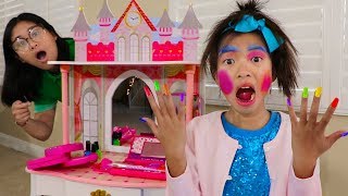 Wendy Pretend Play Dress Up amp New Kids Make Up Toys [upl. by Bevvy997]