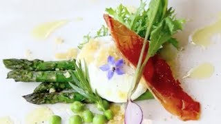 Asparagus with Poached Eggs Yum by Kelly Emberg  The Model Gardener [upl. by Thackeray961]