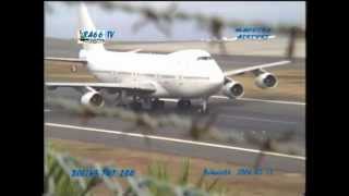 Aeroporto da MADEIRA FUNCHAL landings takeoffs Boeing747200 Boeing777 [upl. by Tiffani]