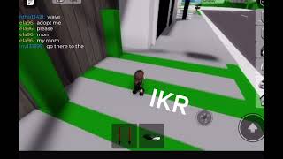 Spying on people in Roblox Brookhaven [upl. by Chappell]