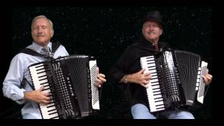 French Accordion Medley Valse Musette Gracieuzette La Petit BoumLee Terry Meisinger [upl. by Einre247]