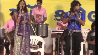 Vikram Thakor  Mamta Soni  Live Super Hit Garba Songs  Koyal Bole re 2012 Day 10 Part 12 [upl. by Sivlek345]