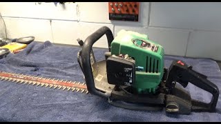 Vintage 2002 Weed Eater Hedge Trimmer 22quot Part 1  Barn find 2 stroke hedge trimmer  Will it Run [upl. by Nyleek]