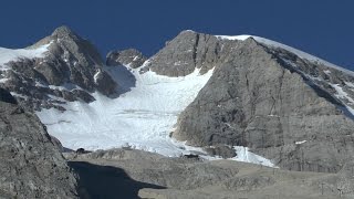 Marmolada Punta Penia 3342mt Via normale del ghiacciaio [upl. by See57]