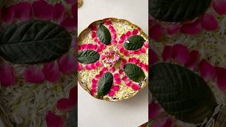 Urli flower arrangement urlidecoration urlidecorationideas urlibowl festivaldecor shortsdiwali [upl. by Nednerb]