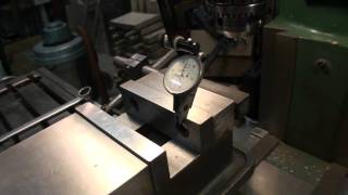 Indicate the vise on a milling machine in just one pass [upl. by Onifur]