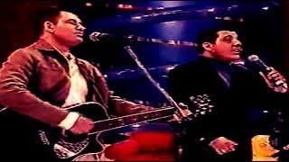 Bruno e Marrone  Dormi Na Praça Programa Do Ratinho 2001 [upl. by Aizek421]