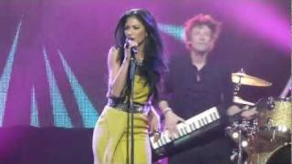 Nicole Scherzinger 310511 Zénith de Paris Dont hold your breathe HD [upl. by Ulita]