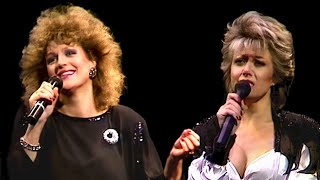 HD  BARBARA DICKSON amp ELAINE PAIGE  I KNOW HIM SO WELL LIVE at the ROYAL ALBERT HALL1986 ABBA [upl. by Nylynnej]