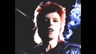 John im only dancing 💃 David Bowie 1972 💫 Alternative video [upl. by Llednil]